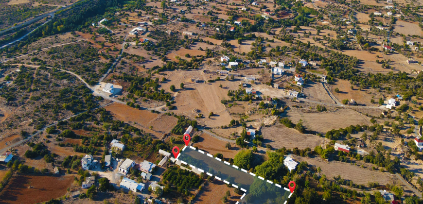 LAND FOR SALE IN YENİERENKÖY, TOTAL 5,461 SQM (4 DÖNÜM 1,170 SQ FT)